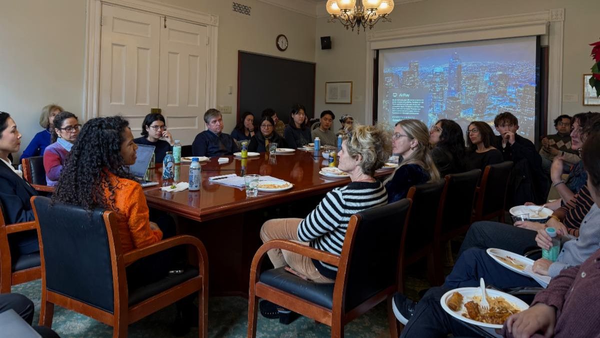 Journalism class in Henry House.